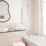 Le Lampika Hotel 4*