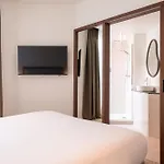 Hotel Le Lampika Paryż