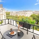 Le Lampika Hotel Paryż