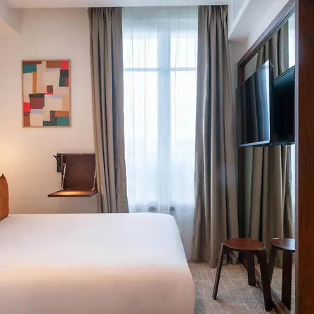 Le Lampika Hotel 4*