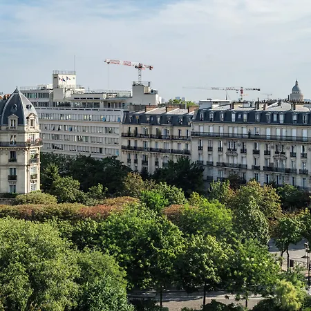 Le Lampika Hotel Paryż