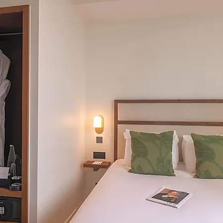 Hotel Le Lampika Paříž