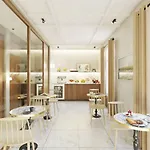Le Lampika Hotel 4*